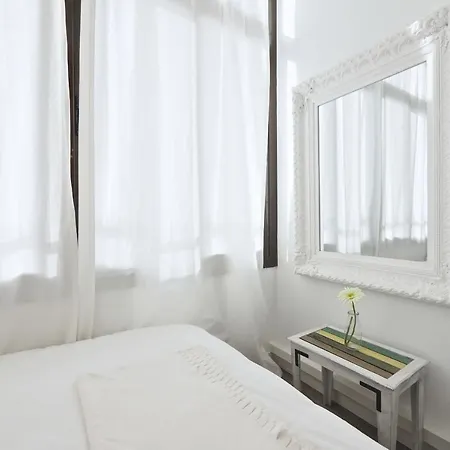 The White Flats Sant Antoni Appartement *
